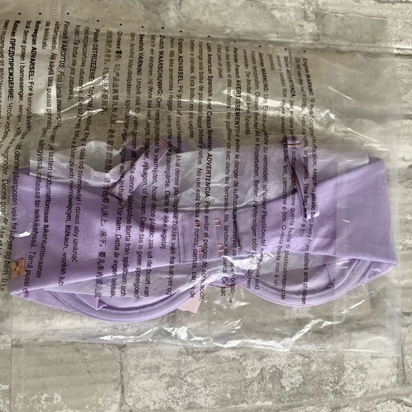 SAVAGE X FENTY: Savage Not Sorry Low-Plunge Unlined Glissenette Bra - Picture 7 of 8